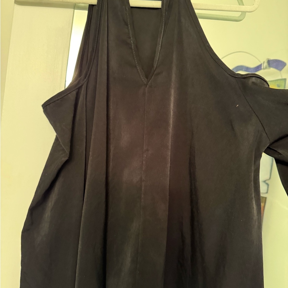 Women's Black Cold-Shoulder V-Neck top